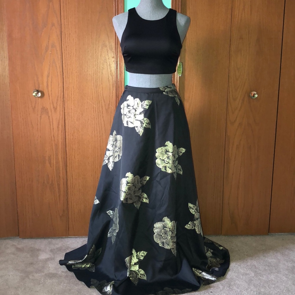 2pc Flower Prom Dress